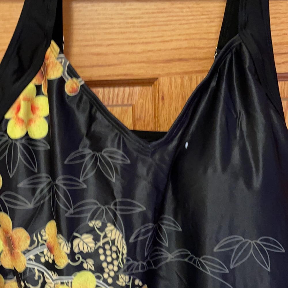 Women’s swim dress - Picture 3 of 6